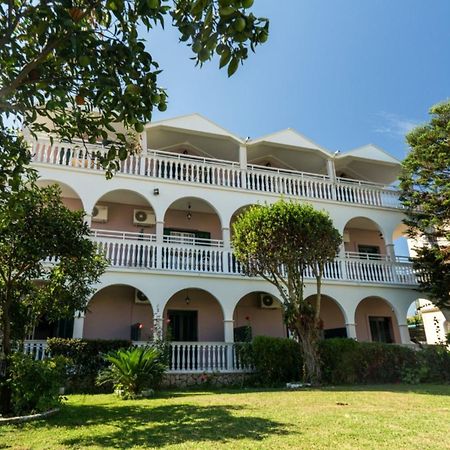 Alamis Hotel & Apartments Циливи Экстерьер фото