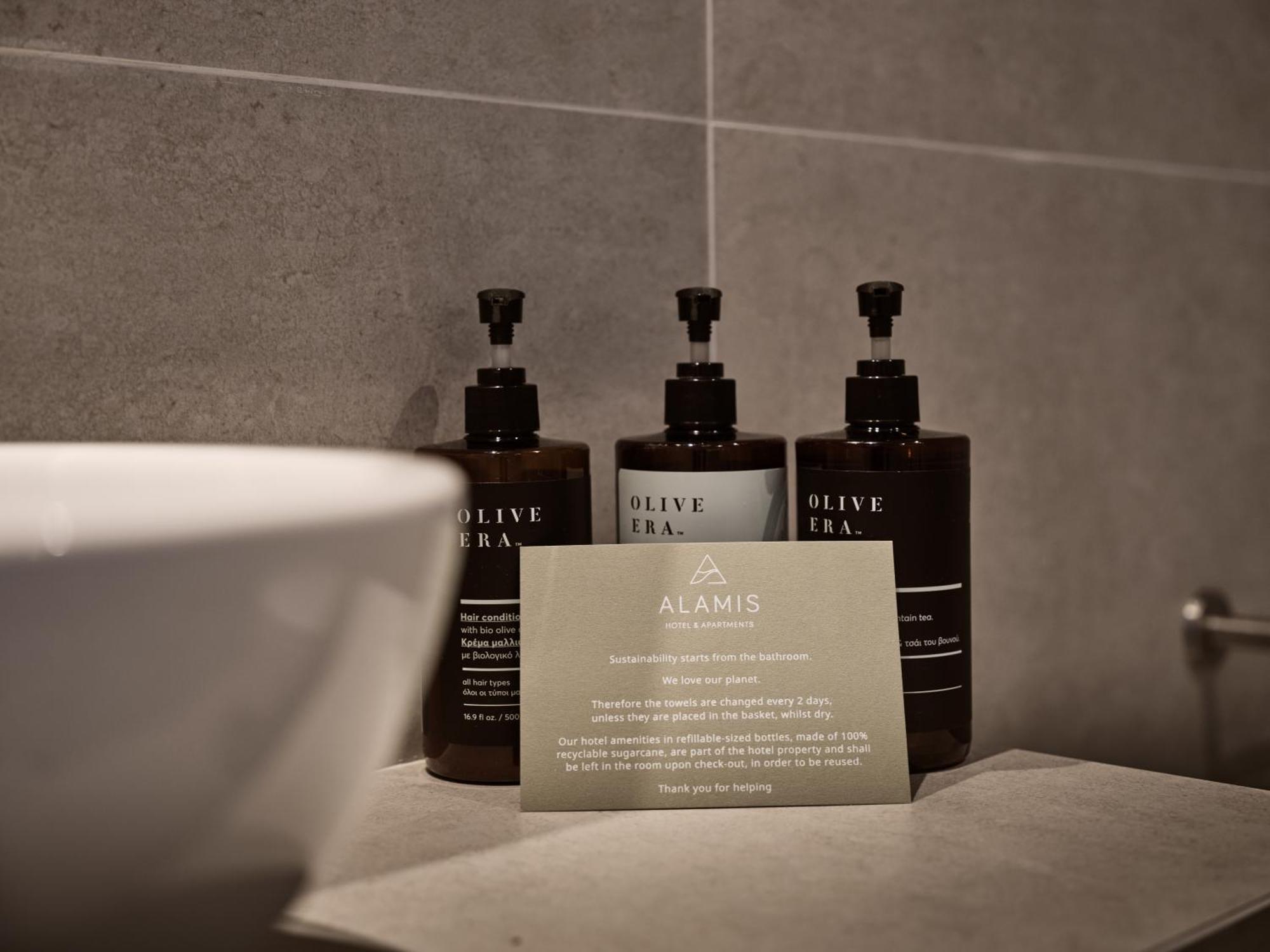 Alamis Hotel & Apartments Циливи Номер фото
