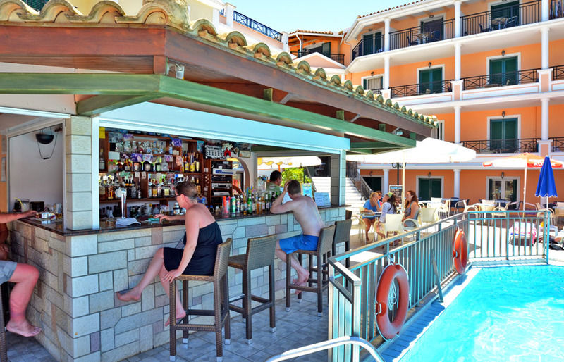 Alamis Hotel & Apartments Циливи Экстерьер фото
